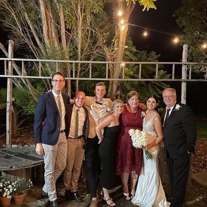 Meet your Posher, Bröökë